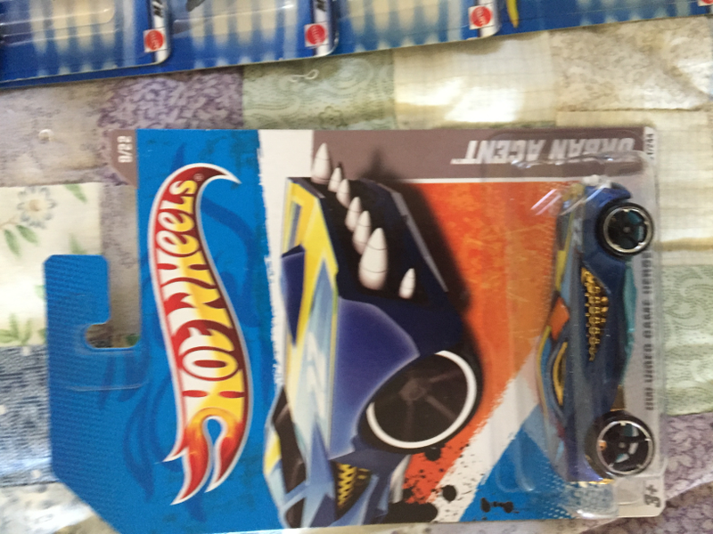 Illustration for article titled Enormous Die-Cast Collection - Box 54 - Energizer HW